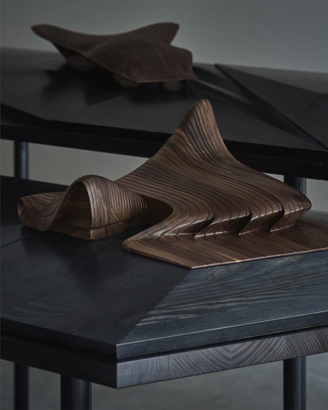 Zaha Hadid + Karimoku Furniture 合作设计的家具系列