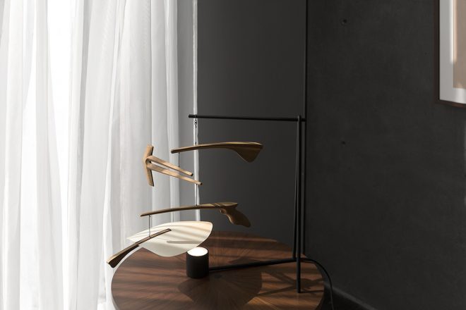 Óseo 照明是二合一的：动能雕塑 + 灯光