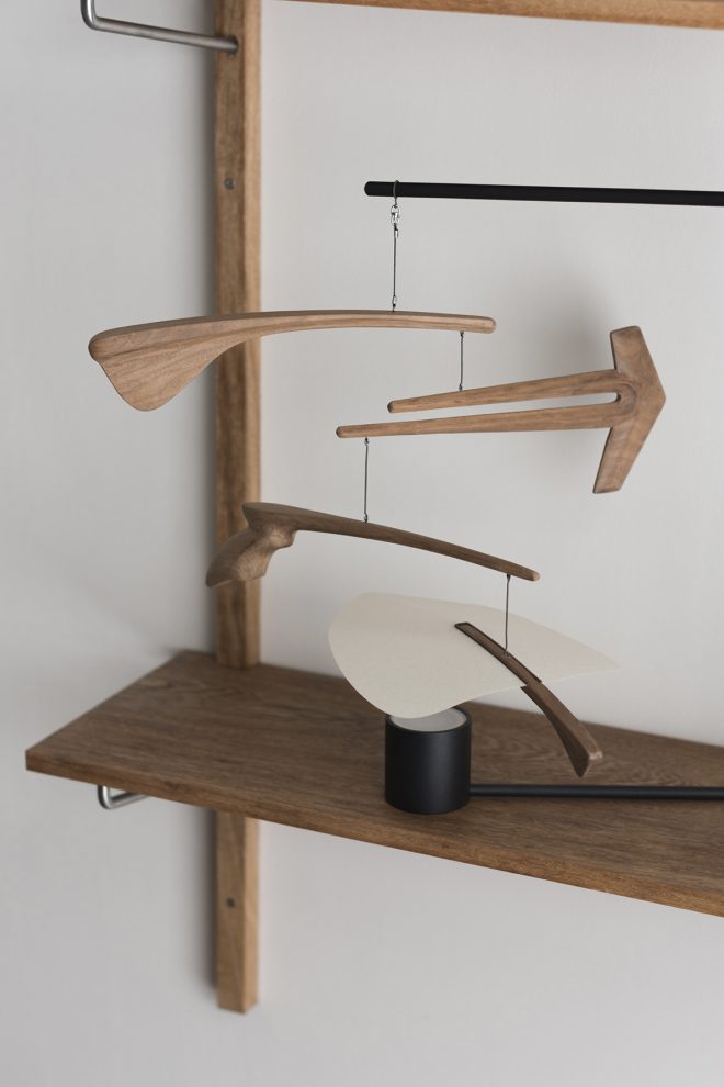 Óseo 照明是二合一的：动能雕塑 + 灯光