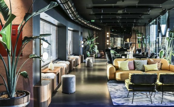 米兰丽塔宫酒店的全新多功能顶层公寓