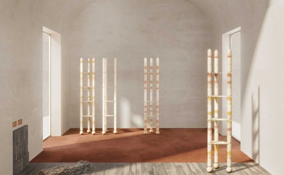 叠放的陶瓷圆柱体以制造脆弱的家具和灯具