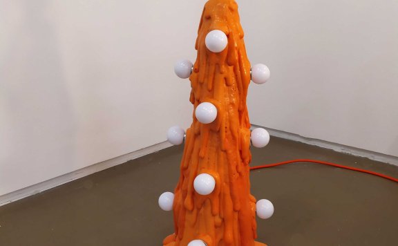 来自Collectible 2020的九种有趣的照明设计