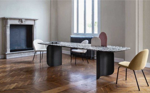 意大利公司Miniforms推出雕塑般的Barry桌子