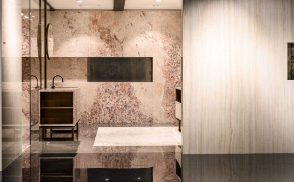 FMG发布可用于任何内部表面的瓷砖系列