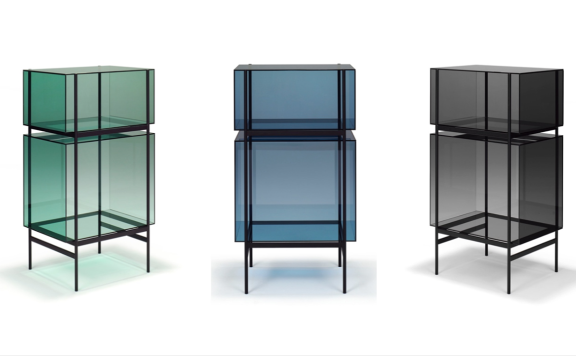 这些最小的lyn系列货架似乎浮在水面上