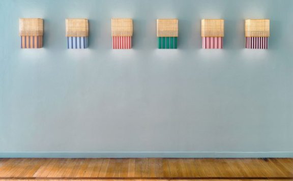 SERVOMUTO的比基尼壁灯系列