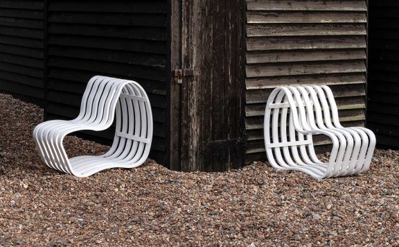 时尚+适应性曲线户外长凳