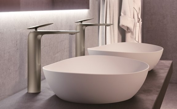 日式传统与现代卫浴美学之结合