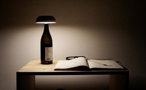 Float,由Mario Alessiani为Axolight设计的可转换便携式灯