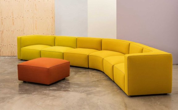 AlfredoHäberli为Andreu World设计的Dado沙发系统