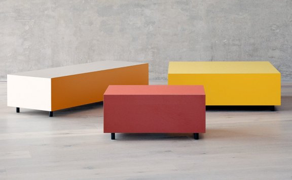 宝琳·德尔图尔（Pauline Deltour）为Founded＆Sons设计的Bloc边桌