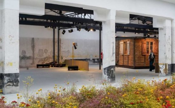 MILAN DESIGN WEEK 2019：KVADRAT X RAF SIMONS在米兰设计周的“无人区”’装置