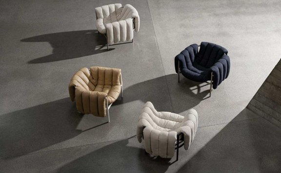 准备好舒适地坐在Puffy休闲椅上吧