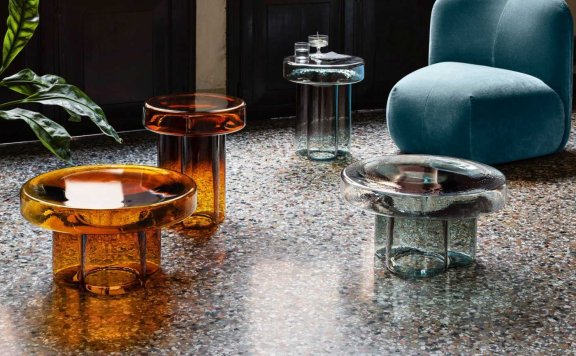 Yiannis Ghikas为Miniforms制作了吹制玻璃Soda咖啡桌