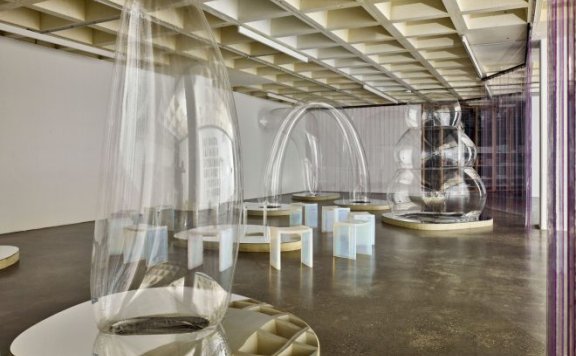 布鲁塞尔设计博物馆“共同兴趣的对象”-有趣充气装置