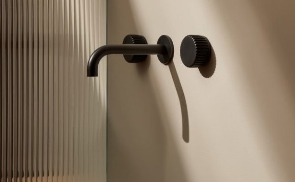 Astra Walker 发布了新的系列 Assemble