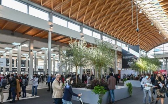 SIA Hospitality Design：新加坡航空在里米尼展上重拾信心