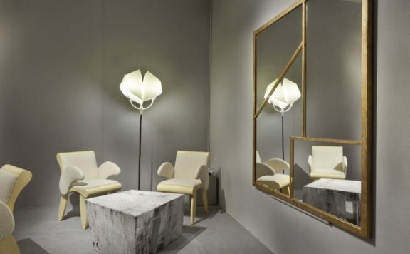 法国设计师 FABIEN PETIOT 设计的 PLI 灯