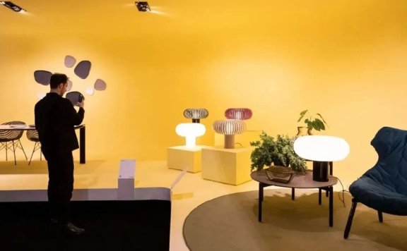 探索2023米兰家具展：大胆用色、自然融入生活的家居创意
