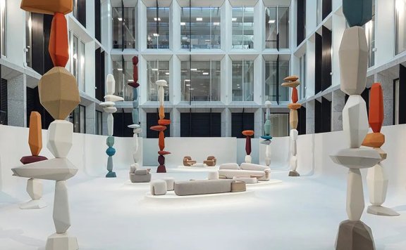 2023米兰家具展Apacheta系列:环保可持续的家具艺术品